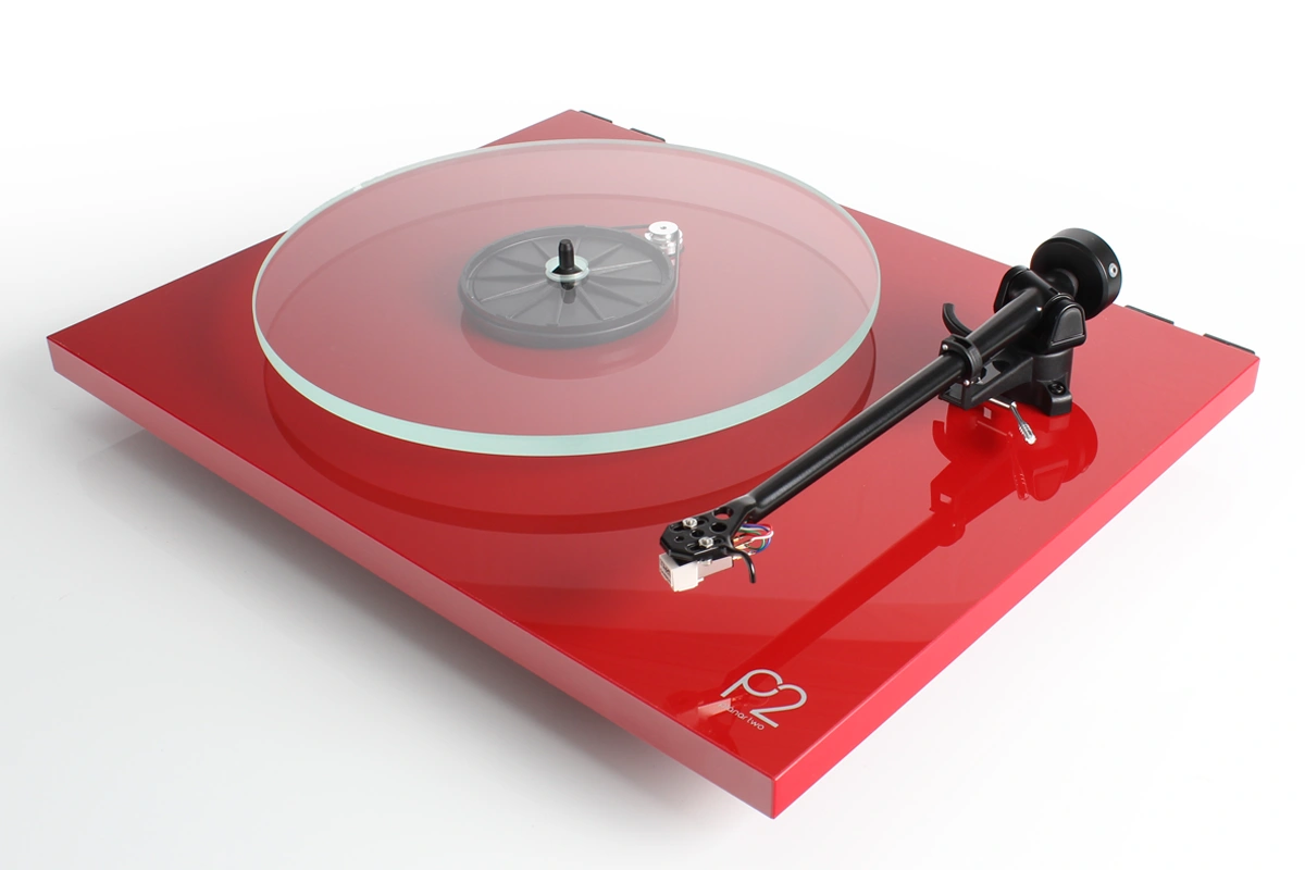 rega-planar-2-plattenspieler-mit-carbon-mm-tonabnehmer image 4
