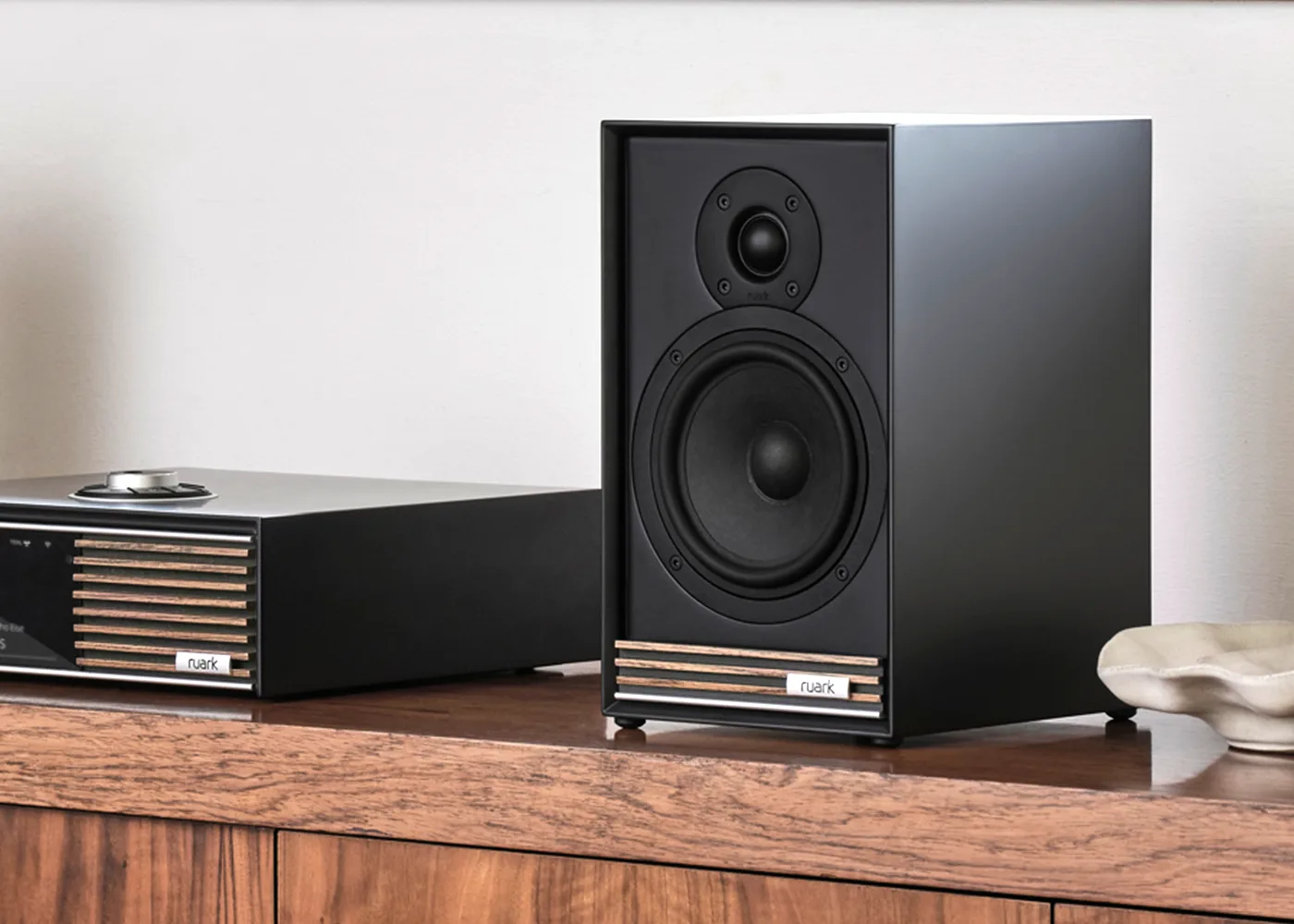 ruark-sabre-r-regallautsprecher-kompaktbox-hifi image 1