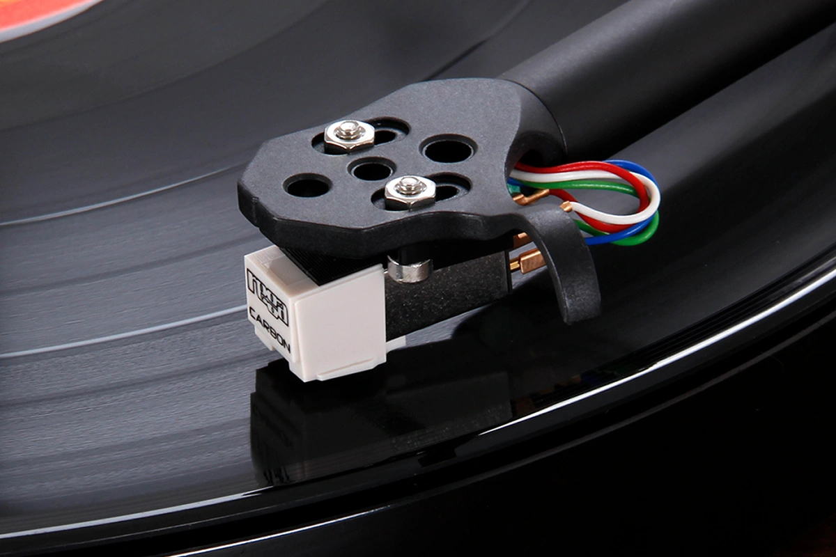 rega-carbon-mm-tonabnehmer-mit-carbon-nadeltr-ger image 2
