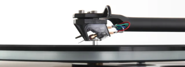 rega-ania-mc-tonabnehmer-moving-coil-apheta-technik image 1