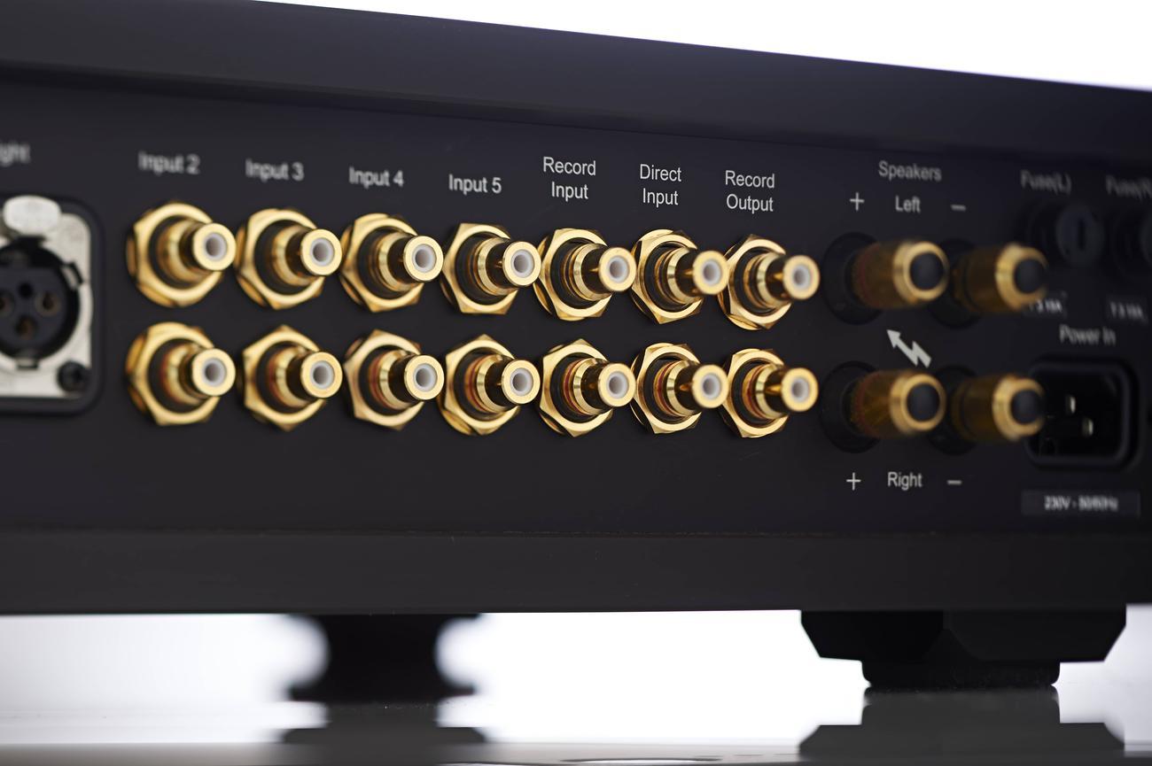 rega-osiris-vollverst-rker-2x-160-watt-aluminium-schwarz image 3