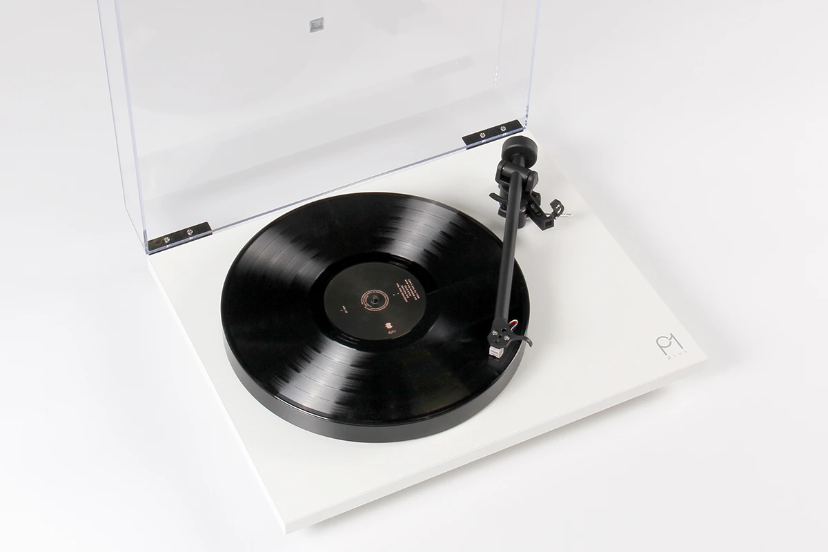 rega-planar-1-plus-plattenspieler-carbon-mm-phono-schwarz image 3