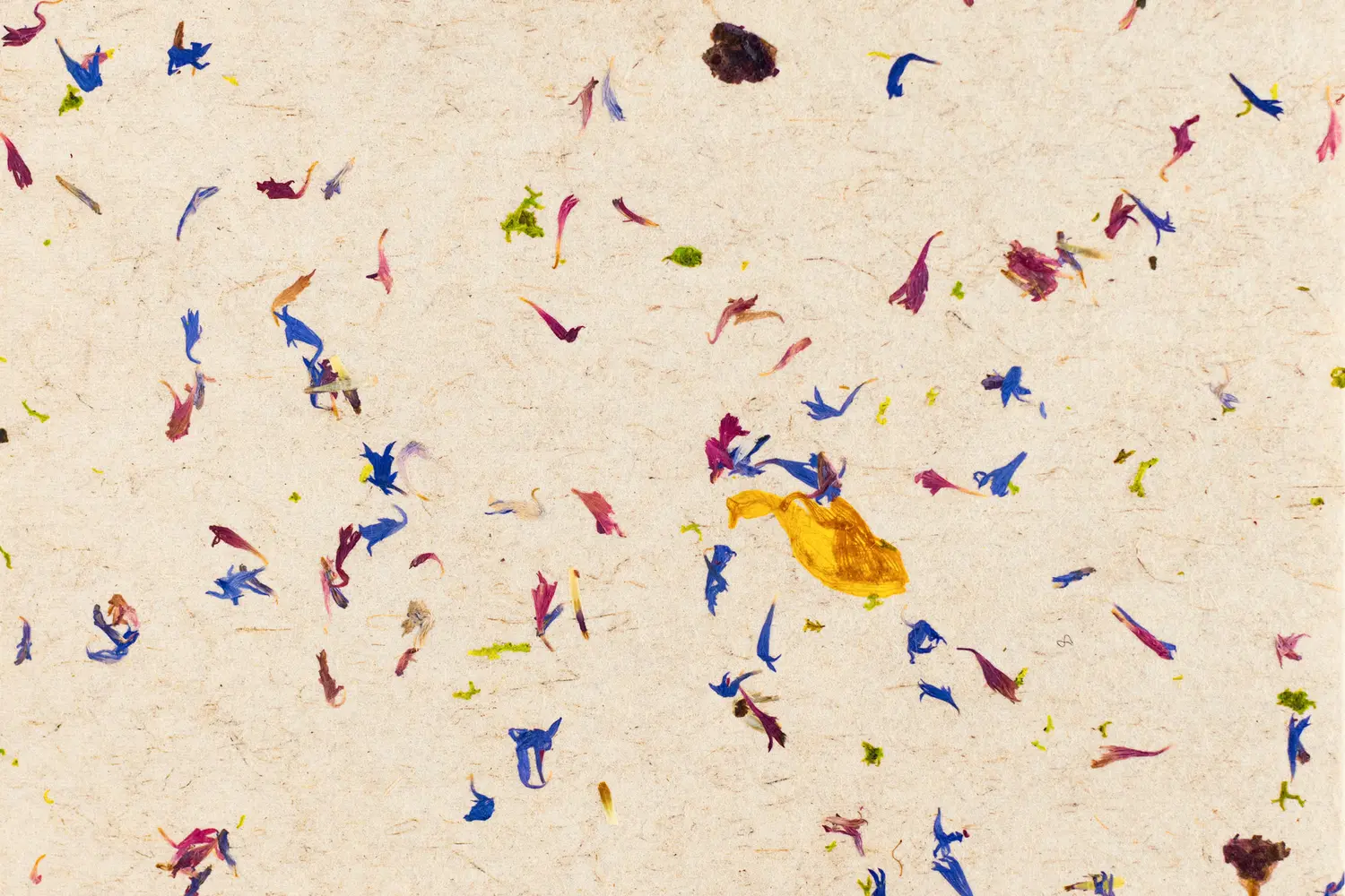 organoid-naturoberfl-chen-bl-tenpracht-light-tapete-bl-tenmischung image 1